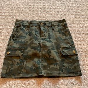 women’s camo skirt